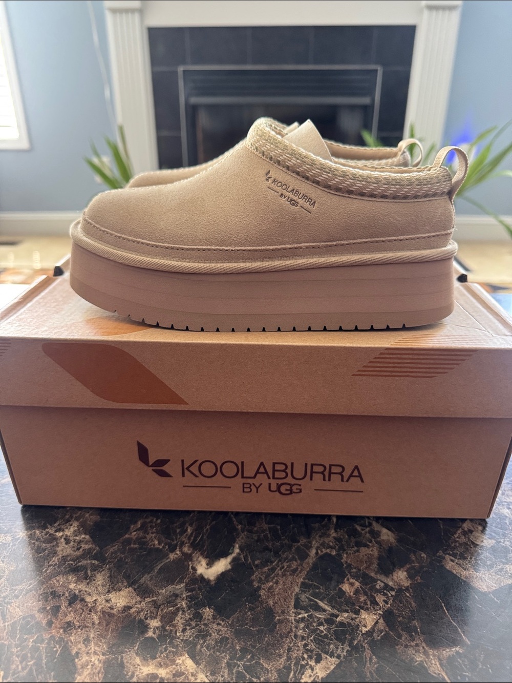 NIB Koolaburra by UGG Desert Burree Platform Clog - Women’s Size 5